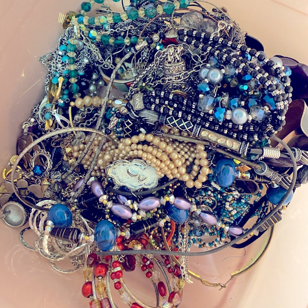 COPY - COPY - Craft and some wearable jewelry 2+ lbs  lot box